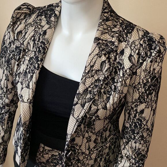 Kardashian Kollection Lace Blazer w/Matching Dress - Size M - Picture 7 of 17
